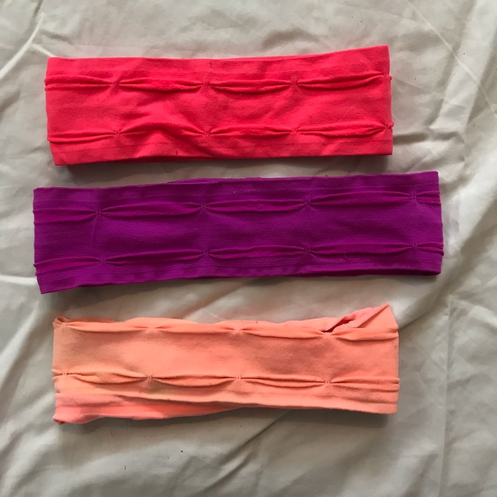 Under Armour headband - Picture 2 of 3